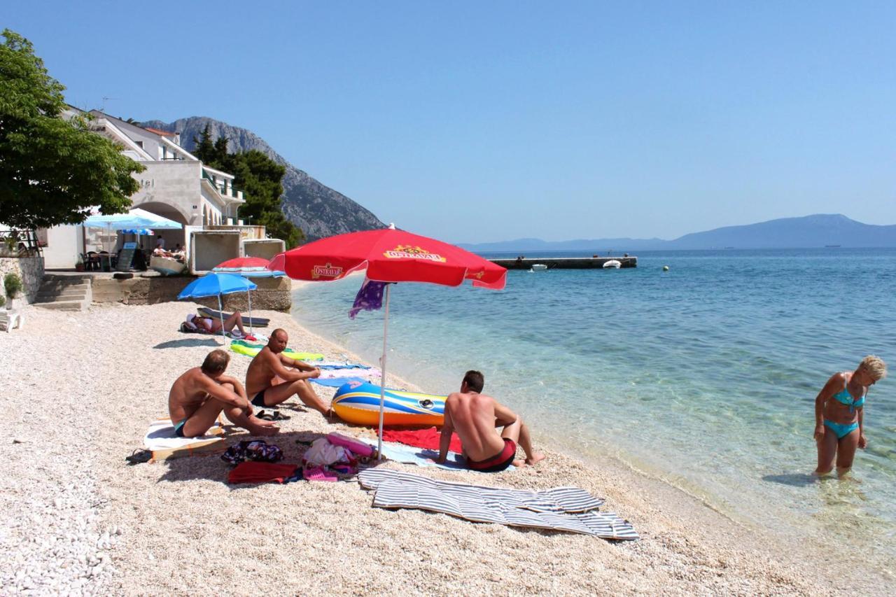 Apartments By The Sea Brist, Makarska - 11039 Exterior foto