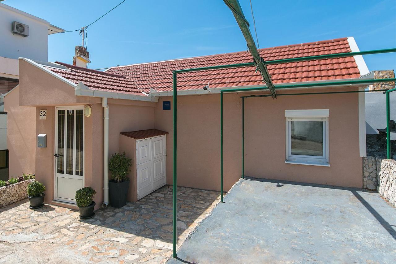 Apartments By The Sea Brist, Makarska - 11039 Exterior foto