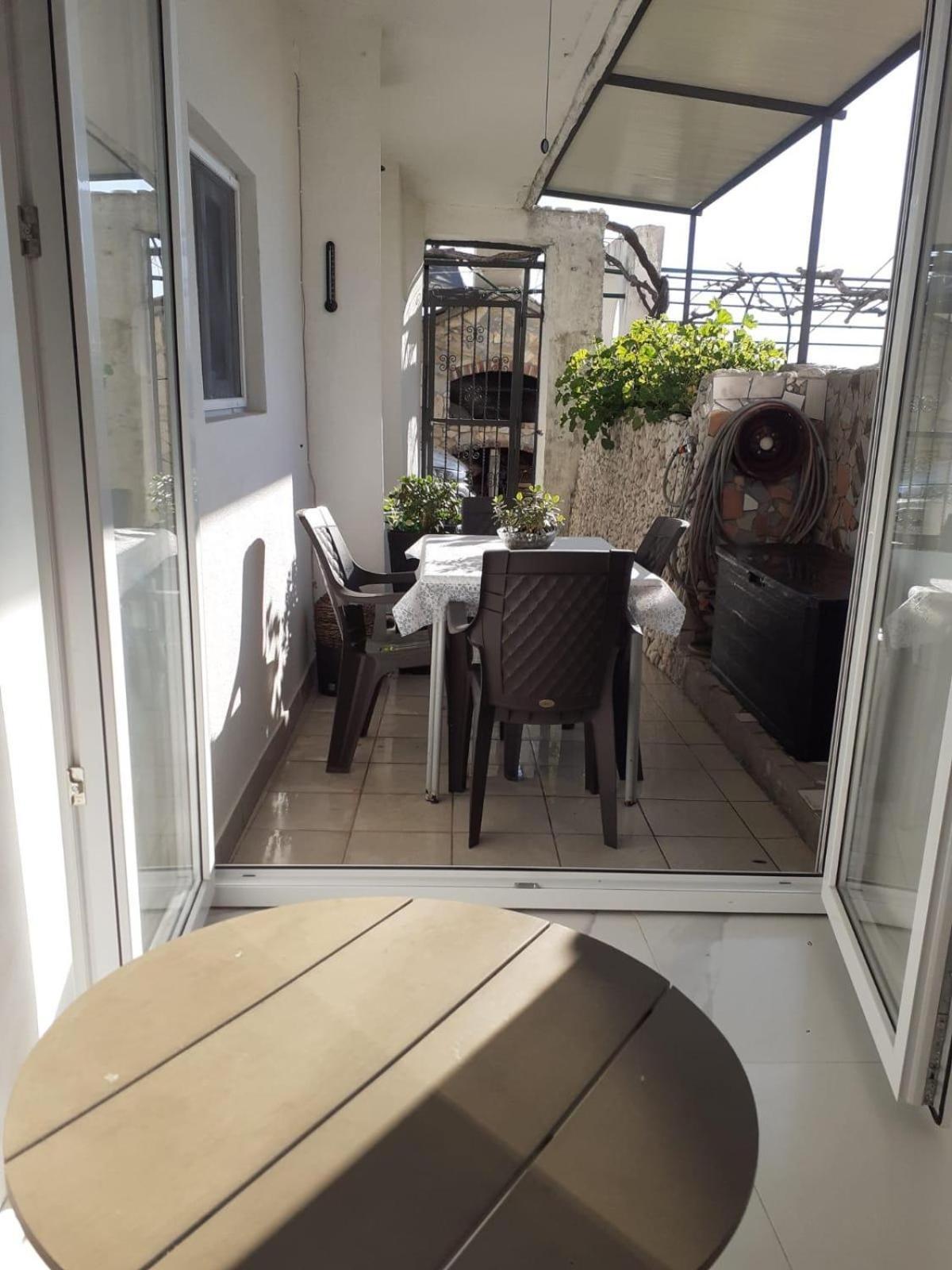 Apartments By The Sea Brist, Makarska - 11039 Exterior foto